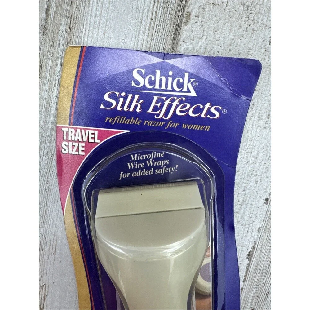 Vintage Schick Silk Effects Travel Size Women’s Razor and Cartridge 1997 NOS NEW
